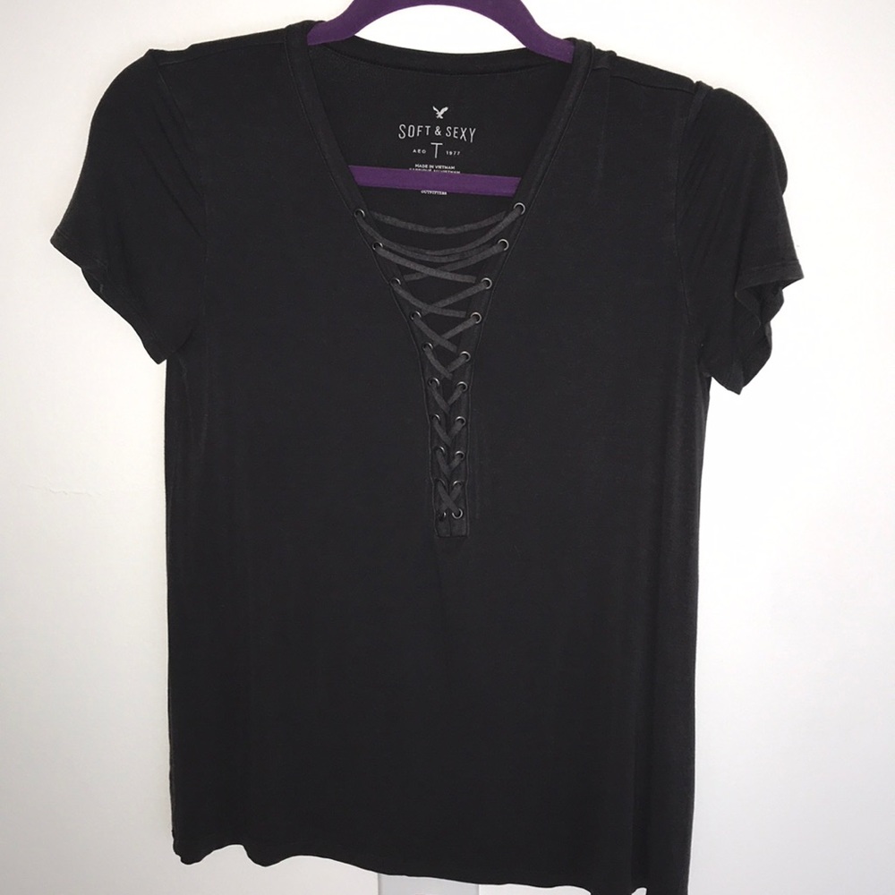 AEO LOW CUT CRISS CROSS SOFT AND SEXY